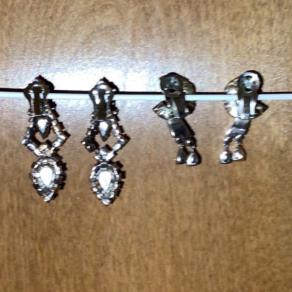 Vintage Rhinestone Clip-ons - Picture 2 of 5